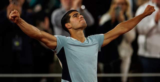 奏拐点与M 奏拐点与M